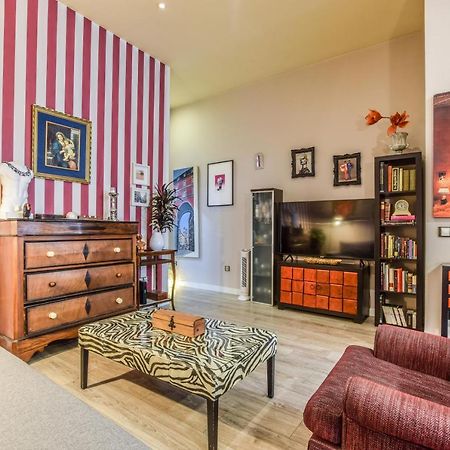 Apartamento Castizo En Madrid Rio Apartment Luaran gambar