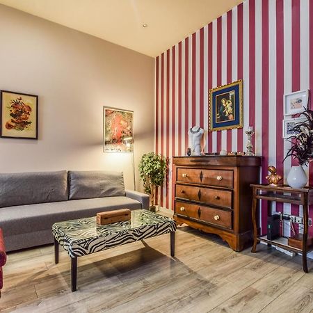 Apartamento Castizo En Madrid Rio Apartment Luaran gambar