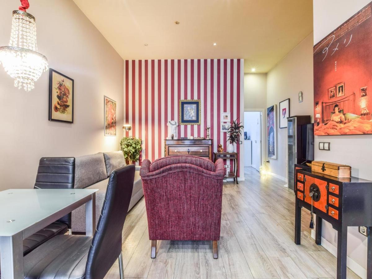Apartamento Castizo En Madrid Rio Apartment Luaran gambar