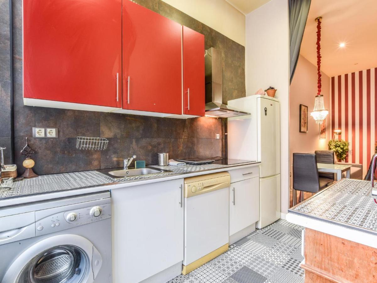 Apartamento Castizo En Madrid Rio Apartment Luaran gambar