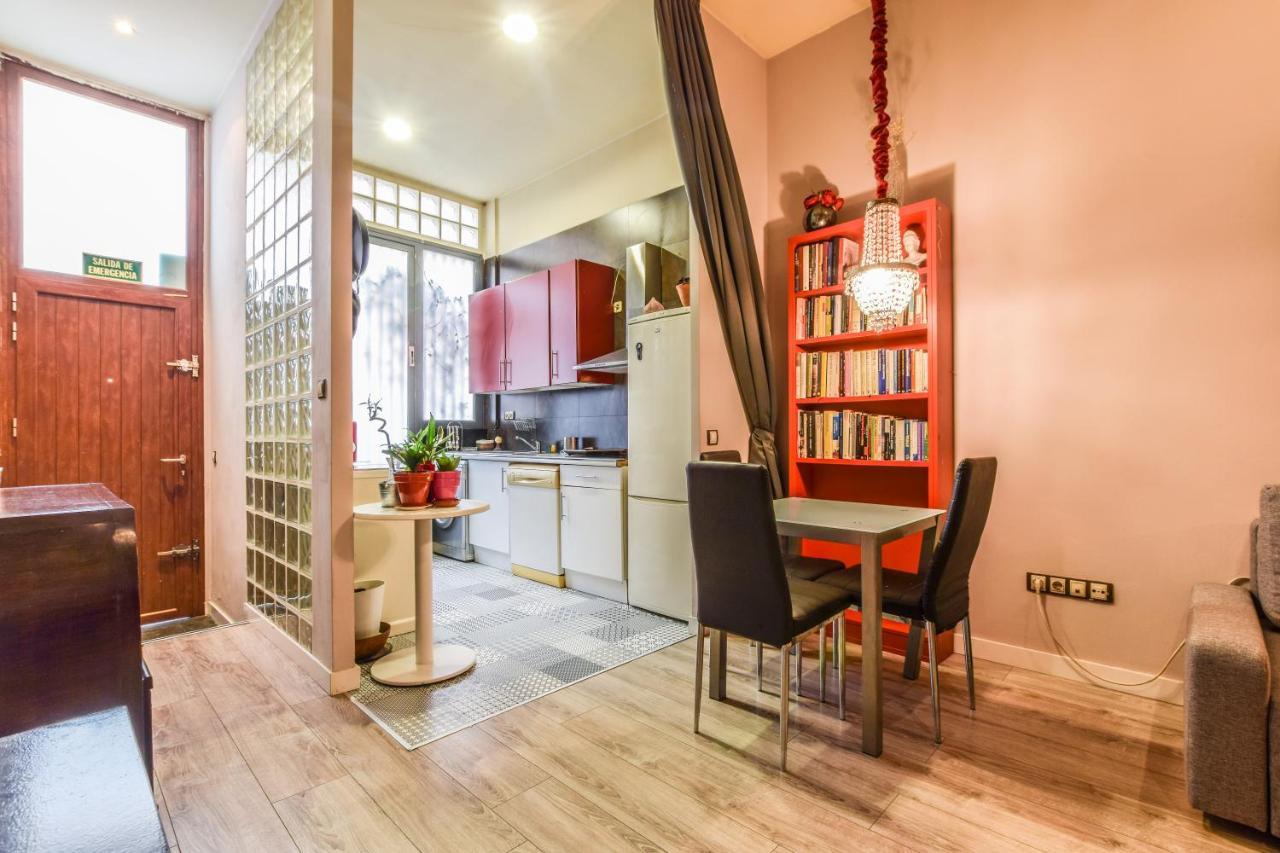 Apartamento Castizo En Madrid Rio Apartment Luaran gambar