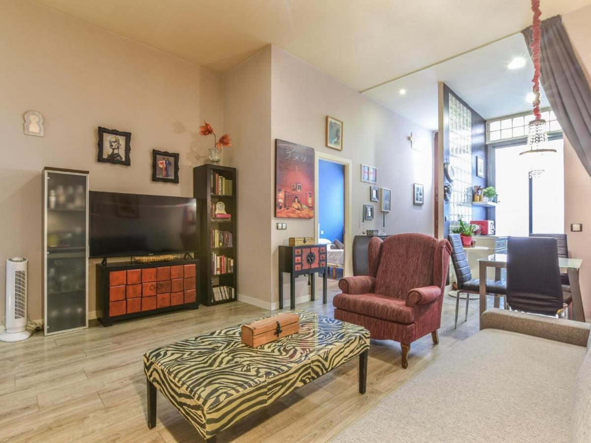 Apartamento Castizo En Madrid Rio Apartment Luaran gambar